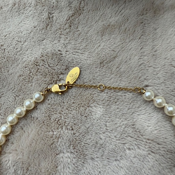 Vivienne Westwood Gold and Cream Necklace - Picture 4 of 5